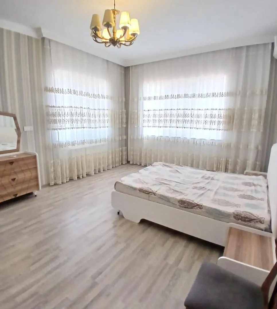 Spacious 4-Bed Country Getaway Home Baku