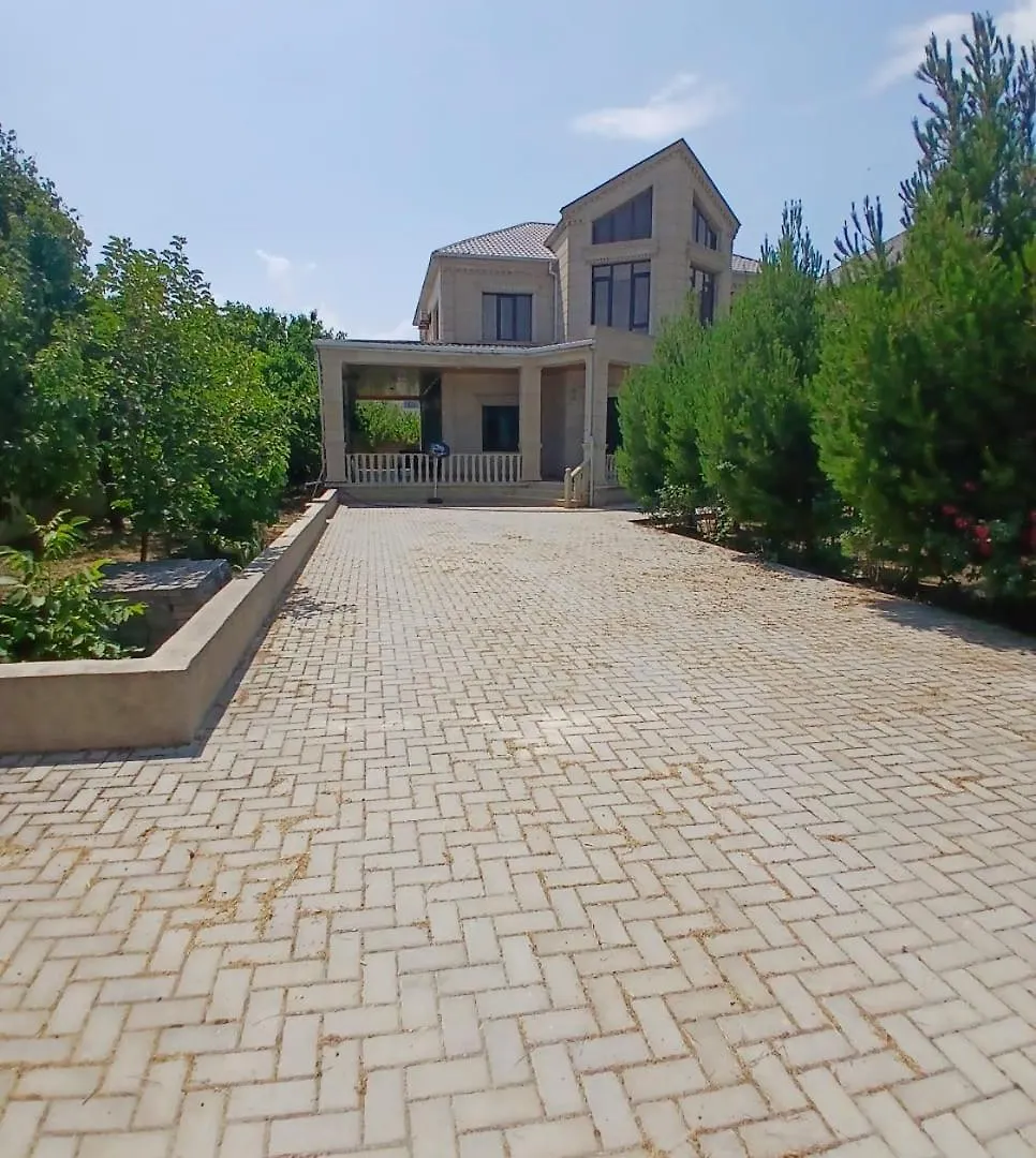 Villa Spacious 4-Bed Country Getaway Home Baku